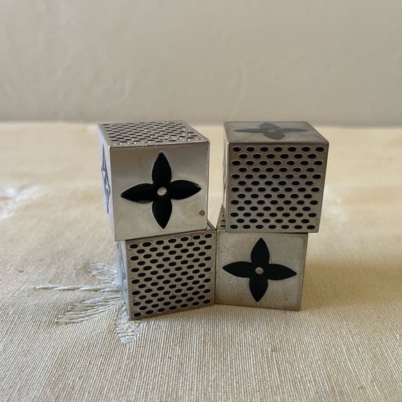 SOLD Authentic Louis Vuitton Magnetic Cubes - Picture 4 of 6